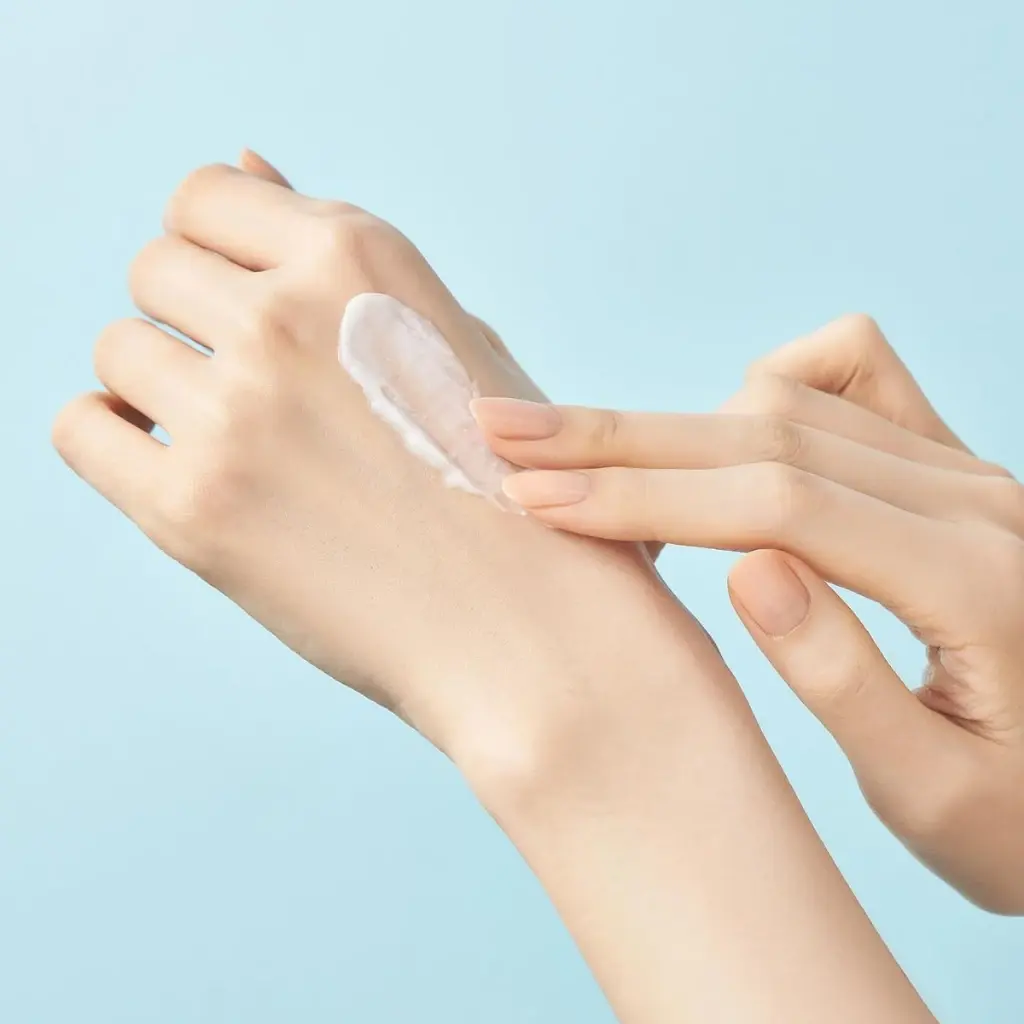 B5 Vitamini (Panthenol) İçeren Nemlendirici Kremler Ne İşe Yarar?